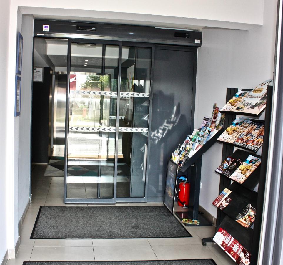 Hotel Akena Aeroport Charles De Gaulle - Saint Witz Exterior foto